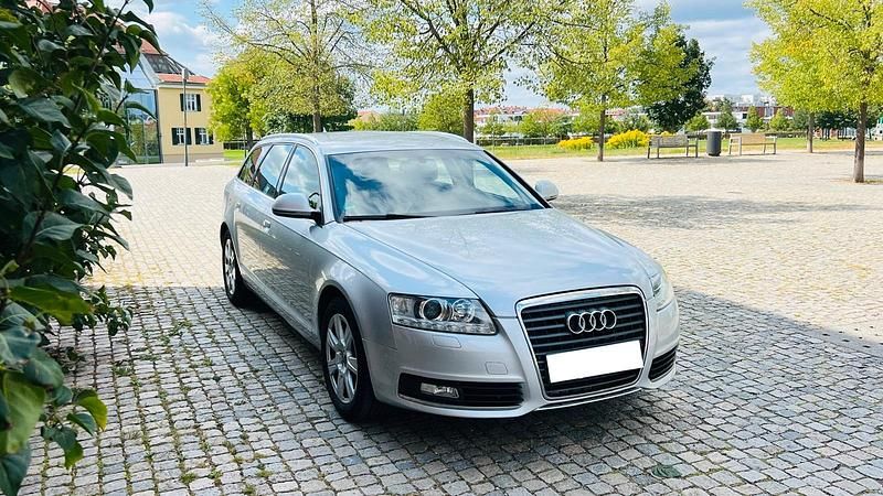 Silber Gebraucht 2011 Audi A6 Kombi | 5.700 € (Superpreis) - Bild 1/4