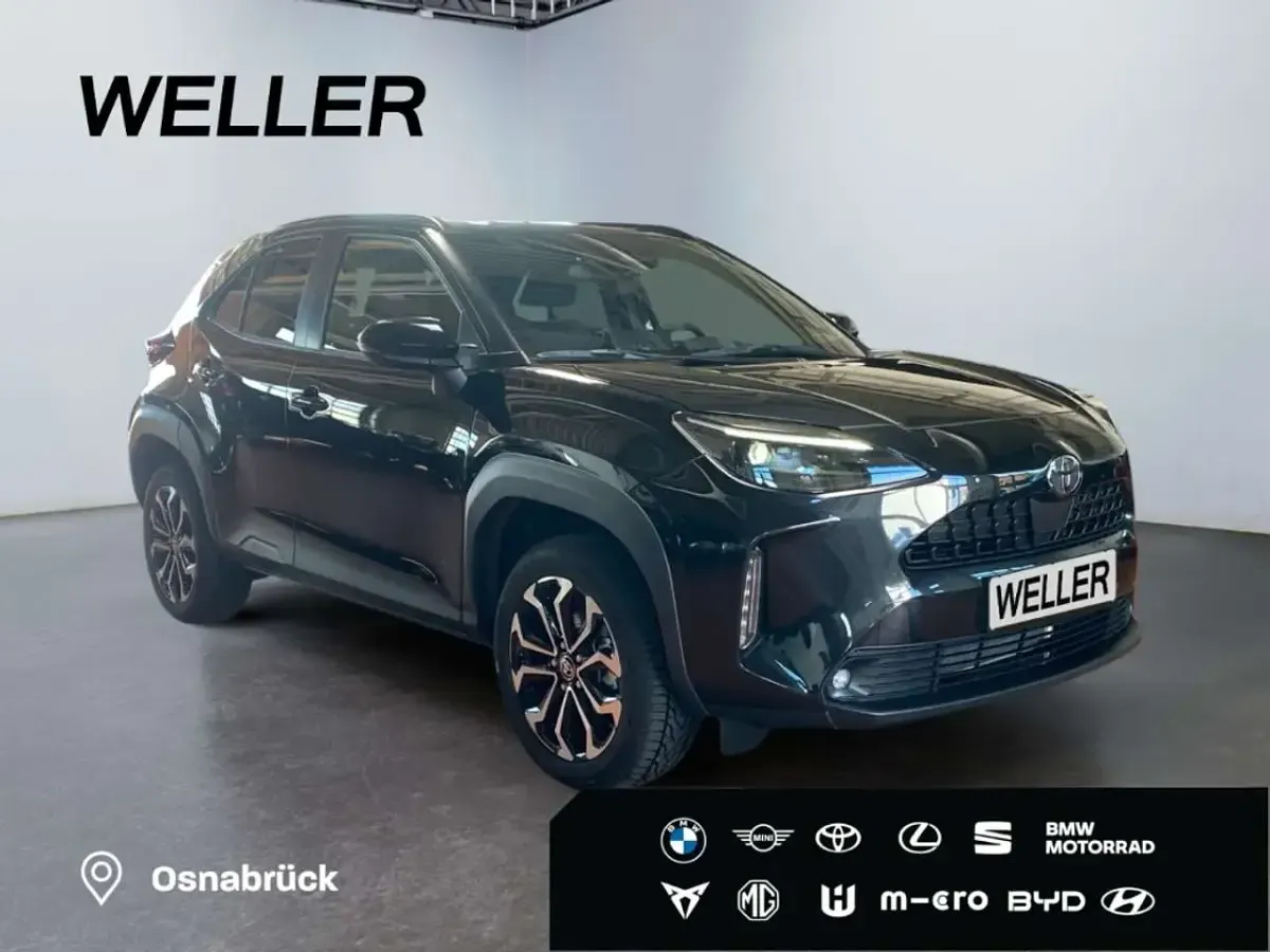 Gebraucht Toyota Yaris Cross 131 PS (96 kW) 2025 Schwarz SUV