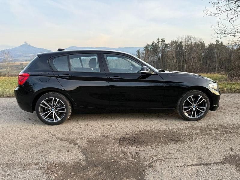 Gebraucht BMW 116 Advantage 109 PS (80 kW) 2016 Schwarz Kleinwagen