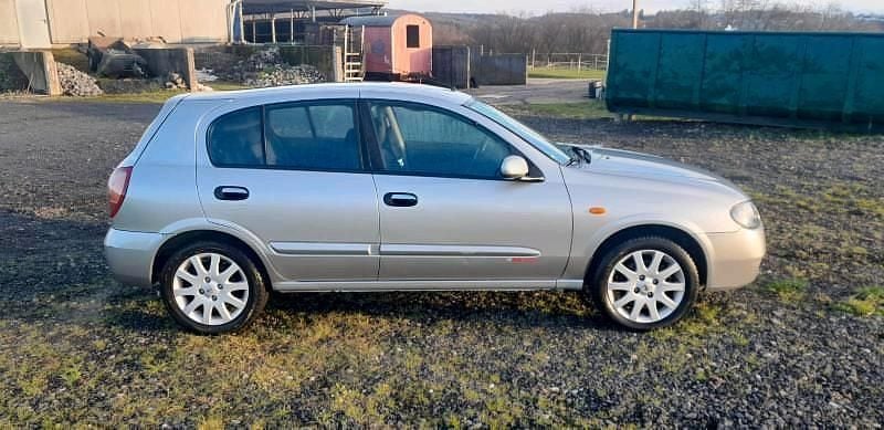 Gebraucht Nissan Almera 116 PS (85 kW) 2006 Silber Kleinwagen