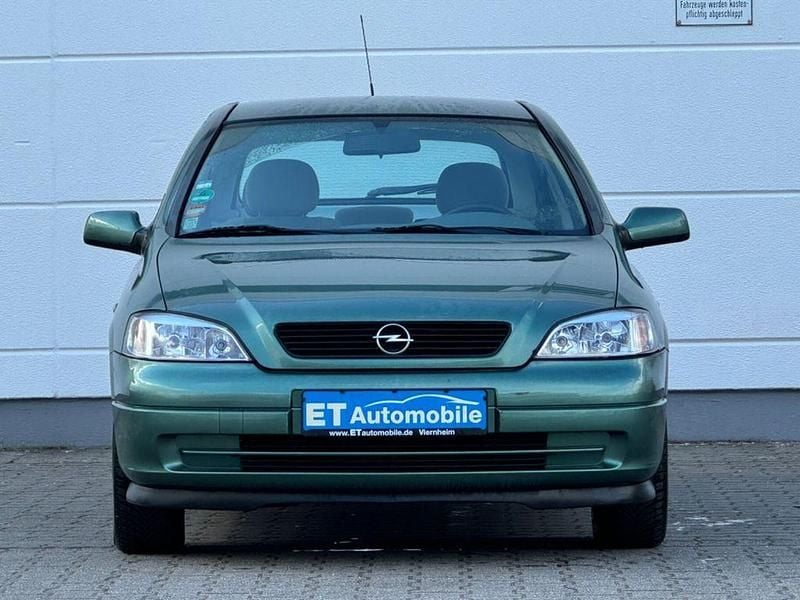 Gebraucht Opel Astra Edition 75 PS (55 kW) 1998 Grün Limousine