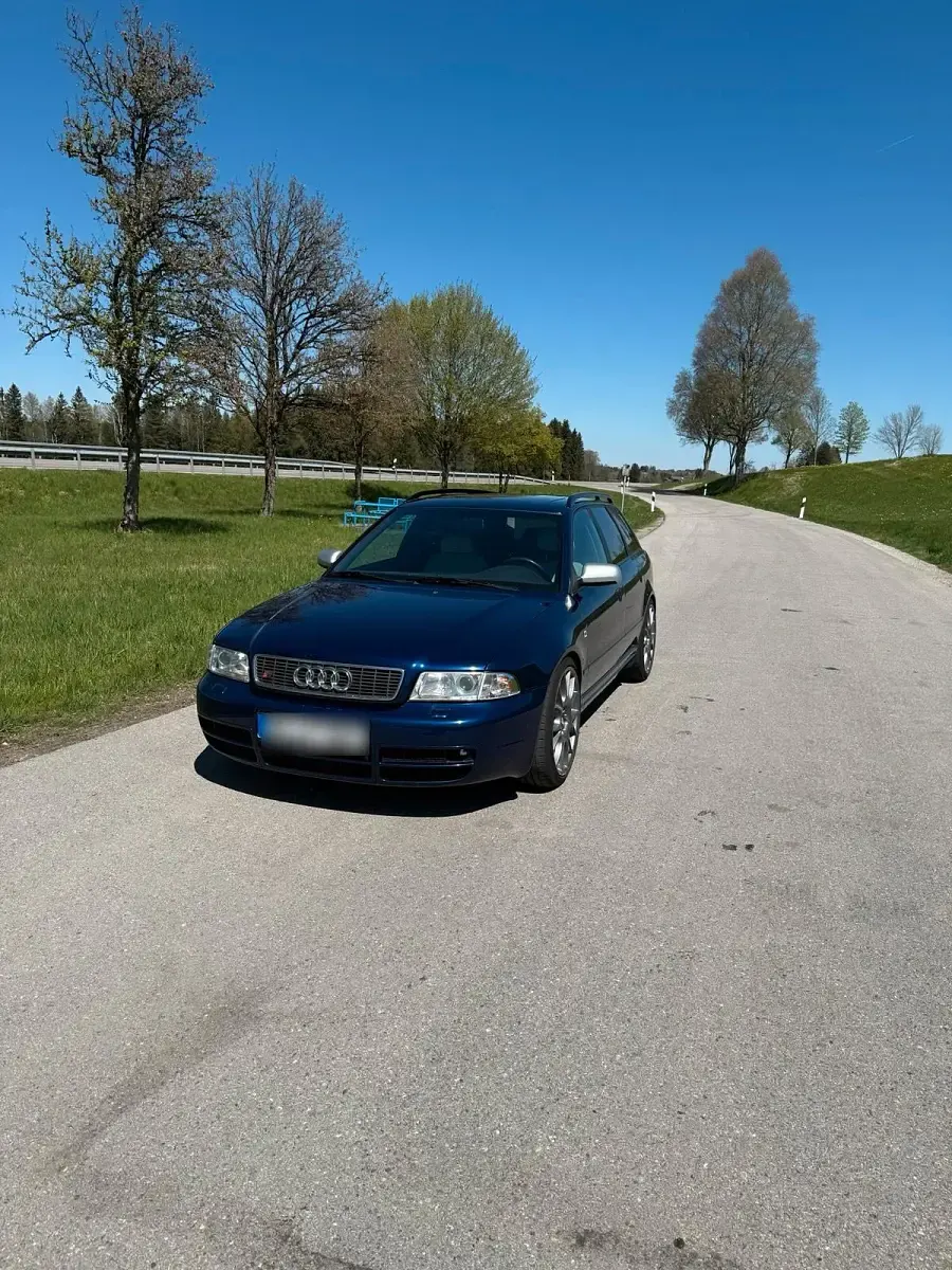 Gebraucht Audi S4 265 PS (194 kW) 1998 Blau Kombi