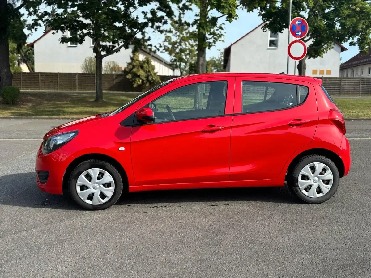 Używany Opel Karl Edition 75 KM (55 kW) 2018 Czerwony Hatchback