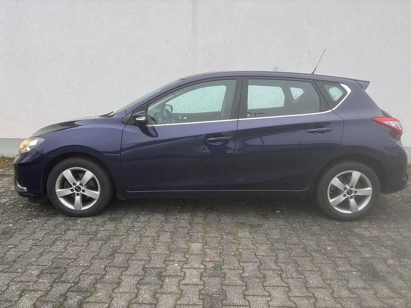 Blau Gebraucht 2015 Nissan Pulsar Acenta Limousine | 5.980 € (Fairer Preis) - Bild 1/4