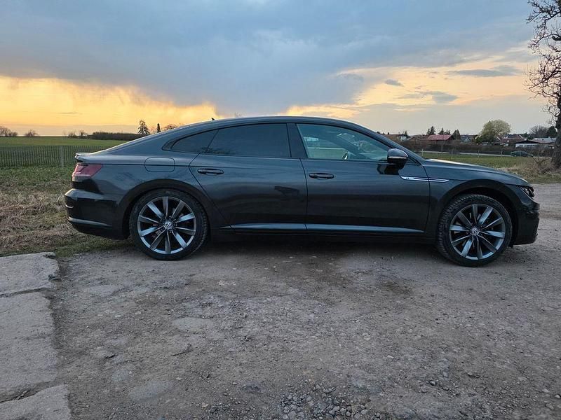 Gebraucht VW Arteon R-line 280 PS (205 kW) 2018 Grau Kleinwagen