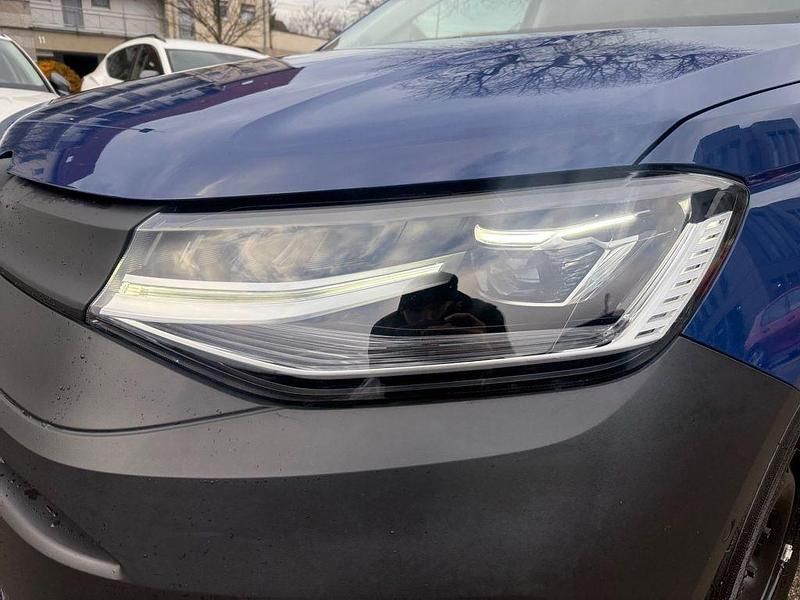 Gebraucht VW Caddy Maxi 102 PS (75 kW) 2022 Blau Van / Kleinbus