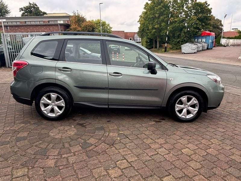 Grün Gebraucht 2015 Subaru Forester Active SUV | 6.499 € (Fairer Preis) - Bild 1/4