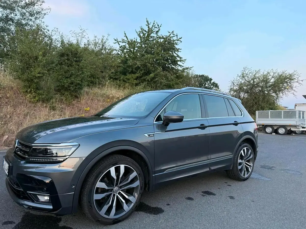 Gebraucht VW Tiguan R-line 239 PS (175 kW) 2018 Grau SUV