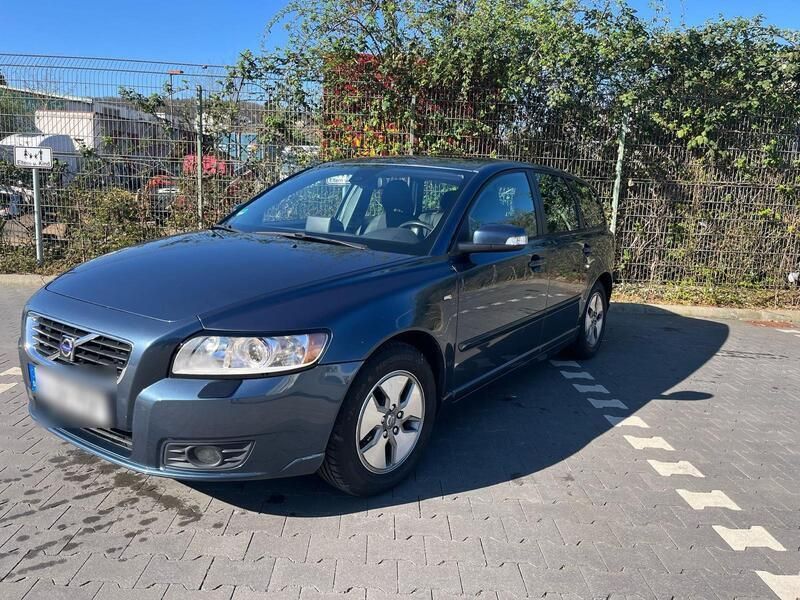 Blau Gebraucht 2009 Volvo V50 Kombi | 4.100 € (Teuer) - Bild 1/4