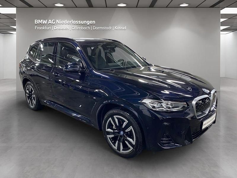 Gebraucht BMW iX3 M Sport 210 kW (286 PS) 2023 Schwarz SUV