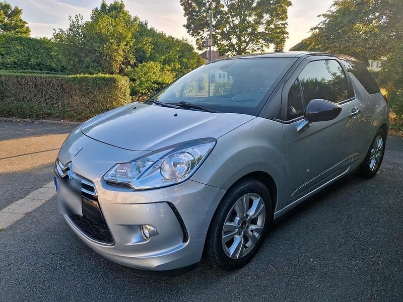 Silber Gebraucht 2014 Citroën DS3 Kleinwagen | 5.800 € (Guter Preis) - Bild 1/4