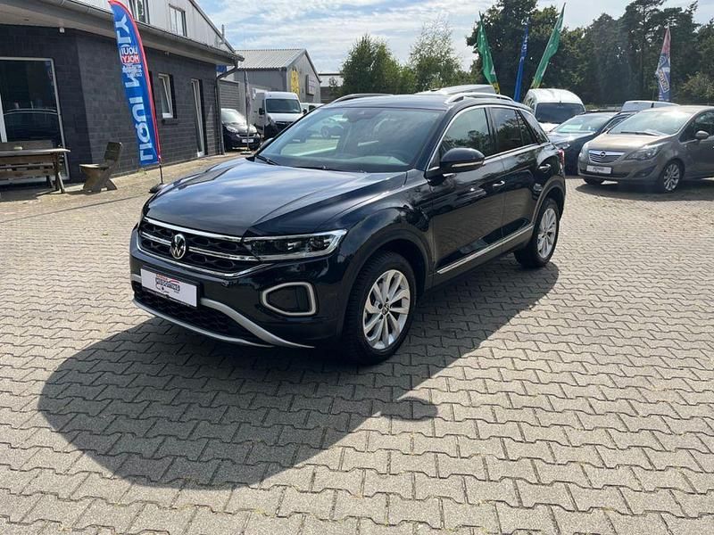 Schwarz Gebraucht 2024 VW T-Roc Style SUV | 28.750 € (Guter Preis) - Bild 1/4