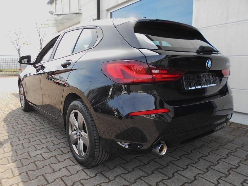 Gebraucht BMW 118 136 PS (100 kW) 2022 Schwarz Kleinwagen