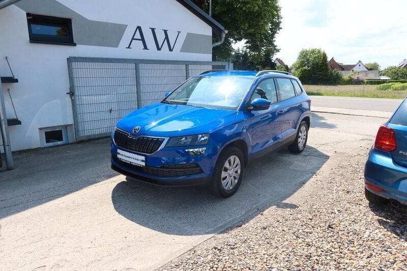 Blau Gebraucht 2019 Skoda Karoq Active SUV | 14.850 € (Superpreis) - Bild 1/4