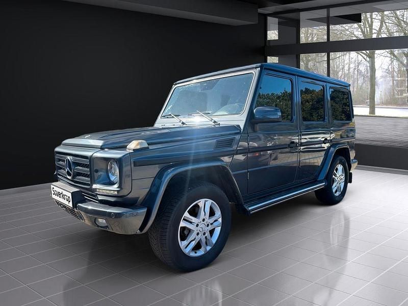 Grau Gebraucht 2013 Mercedes G350 SUV | 52.463 € (Fairer Preis) - Bild 1/4