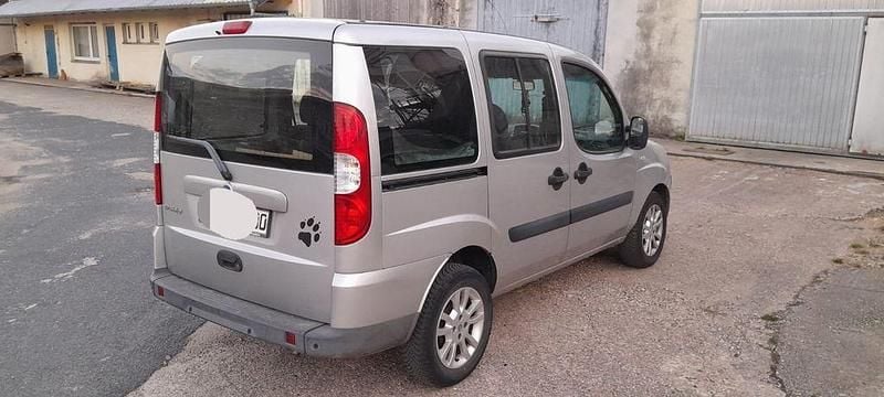 Silber Gebraucht 2005 Fiat Doblò Family Van / Kleinbus | 1.200 € (Superpreis) - Bild 1/4