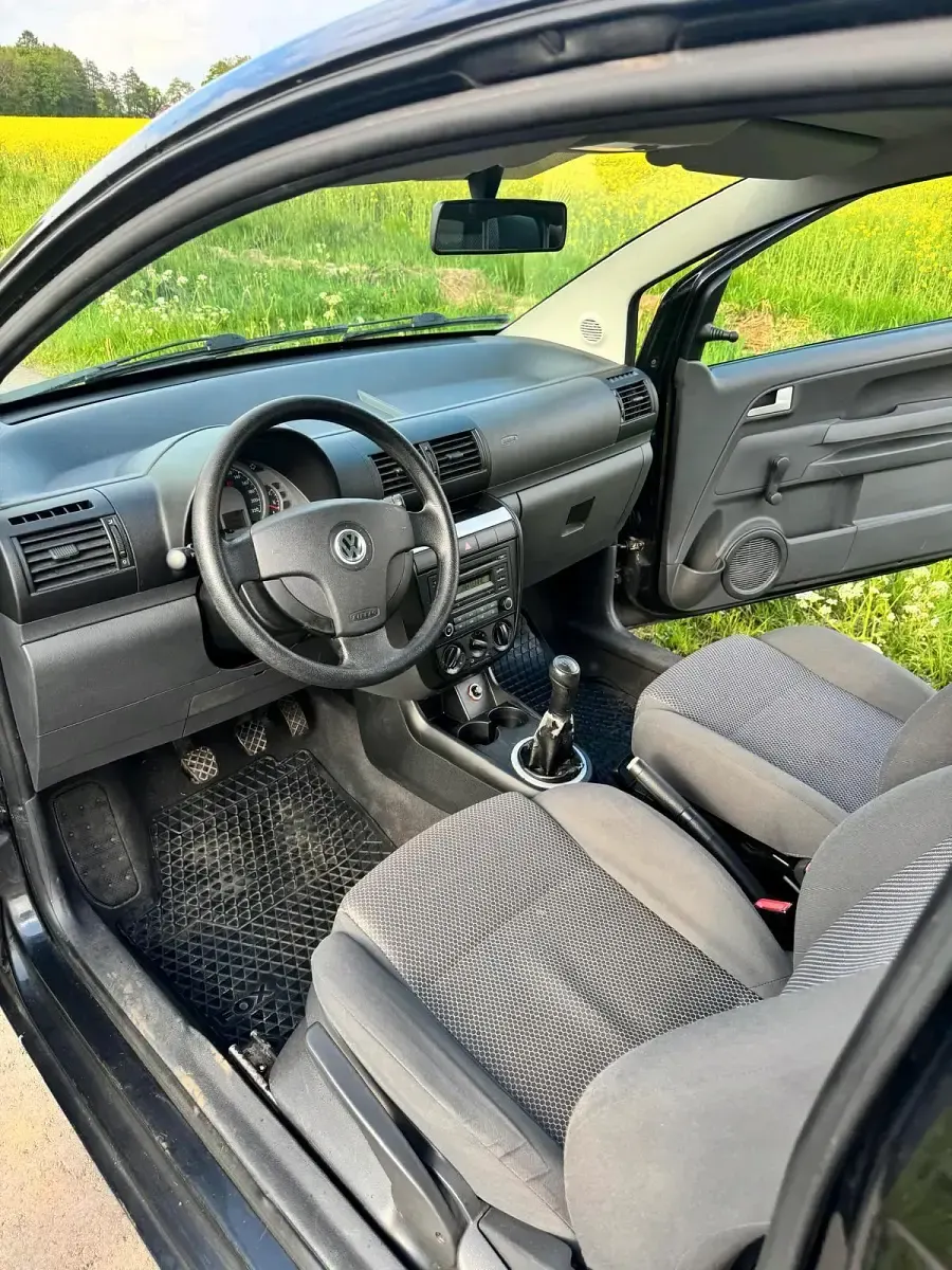 Używany VW Fox 55 KM (40 kW) 2006 Czarny Hatchback