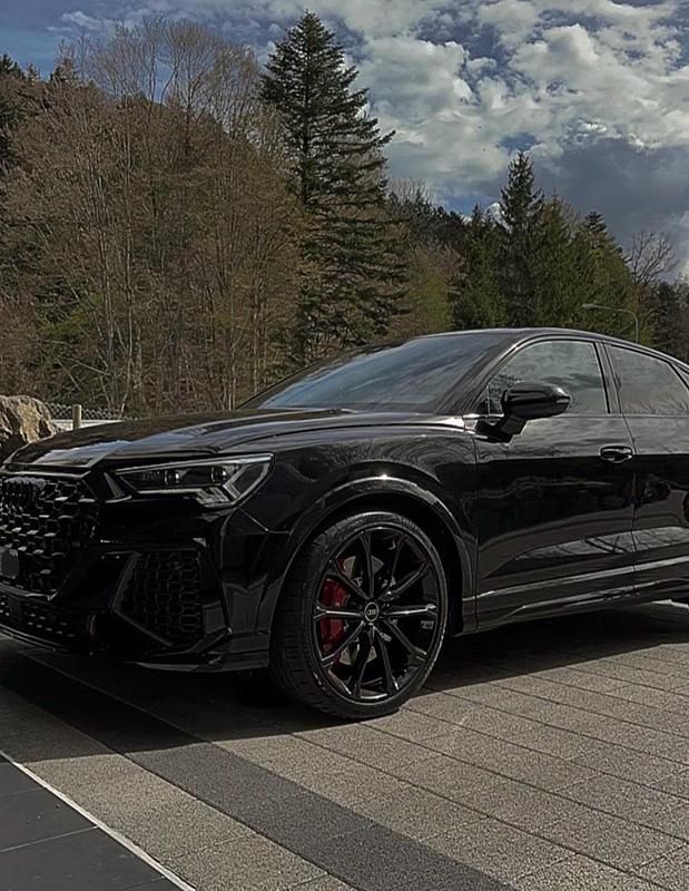 Gebraucht Audi RS Q3 Ambiente 400 PS (294 kW) 2021 Schwarz SUV