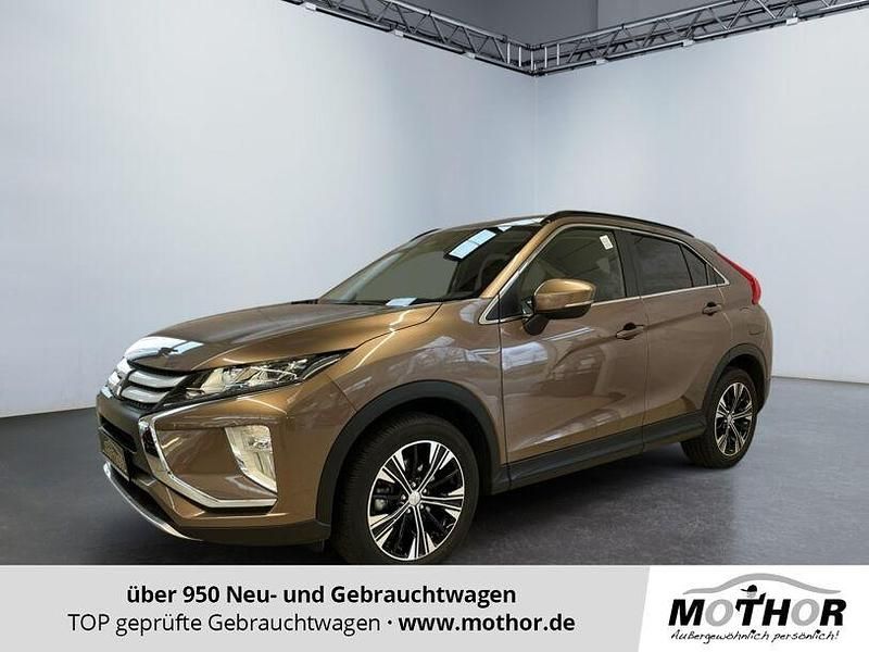 Gebraucht Mitsubishi Eclipse Cross Spirit 163 PS (119 kW) 2020 Bronzebraun (m) SUV