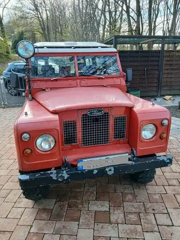 Usado Land Rover 2 69 CV (50 kW) 1970 Rojo SUV