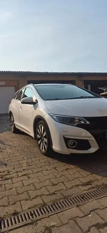 Gebraucht Honda Civic Comfort 141 PS (103 kW) 2015 Weiß Kombi