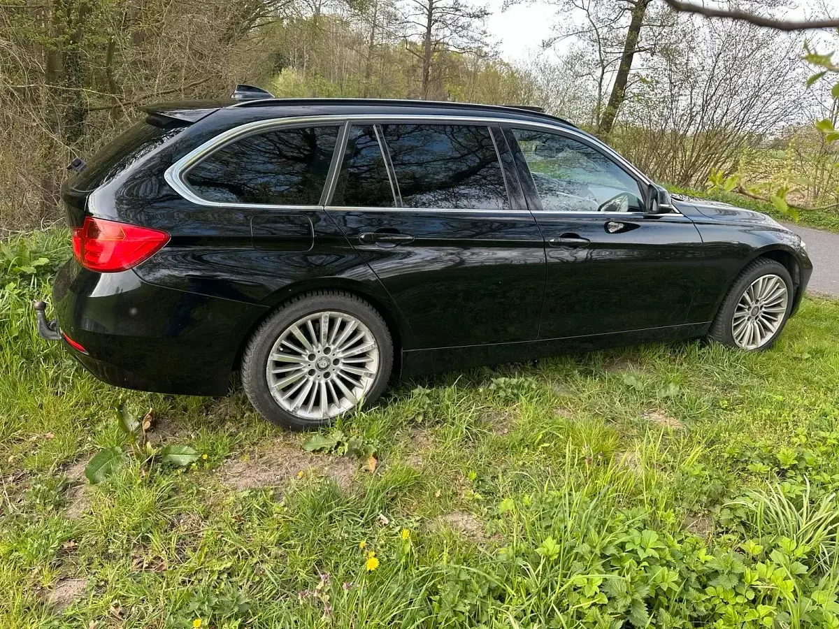Gebraucht BMW 330 290 PS (213 kW) 2013 Schwarz Kombi