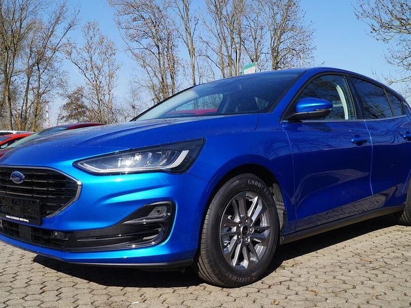 Neu Ford Focus Titanium X 125 PS (91 kW) 2026 Desterislandblue Limousine