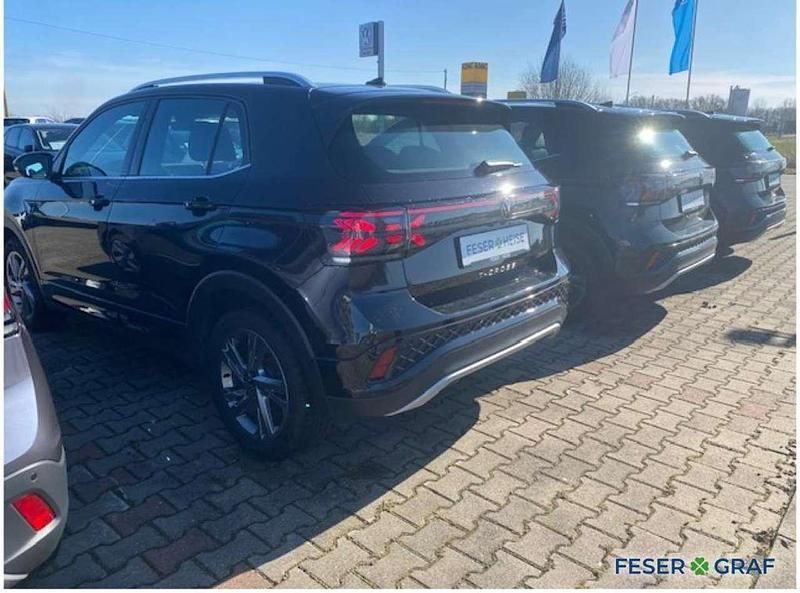 Gebraucht VW T-Cross R-line 116 PS (85 kW) 2024 Deep black perleffekt SUV