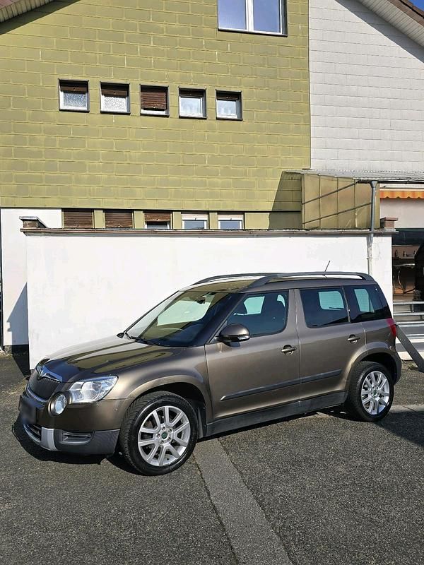 Gebraucht Skoda Yeti 122 PS (89 kW) 2010 Braun SUV