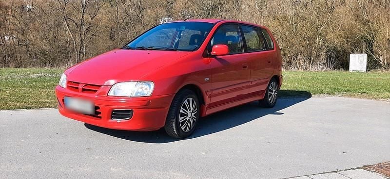 Gebraucht Mitsubishi Space Star 82 PS (60 kW) 2001 Rot Van / Kleinbus