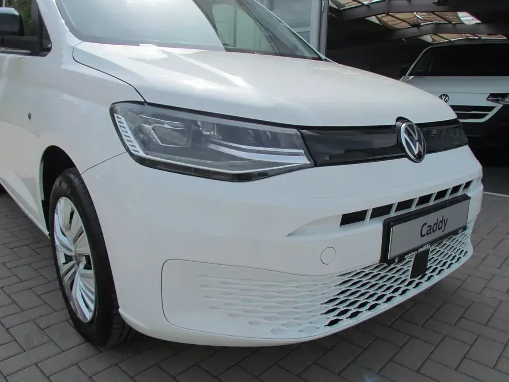 Neu VW Caddy 102 PS (75 kW) 2026 Weiß Van / Kleinbus