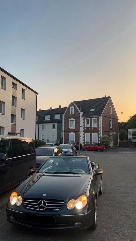 Andere farben Gebraucht 2004 Mercedes CLK240 Cabrio | 5.600 € (Guter Preis) - Bild 1/4