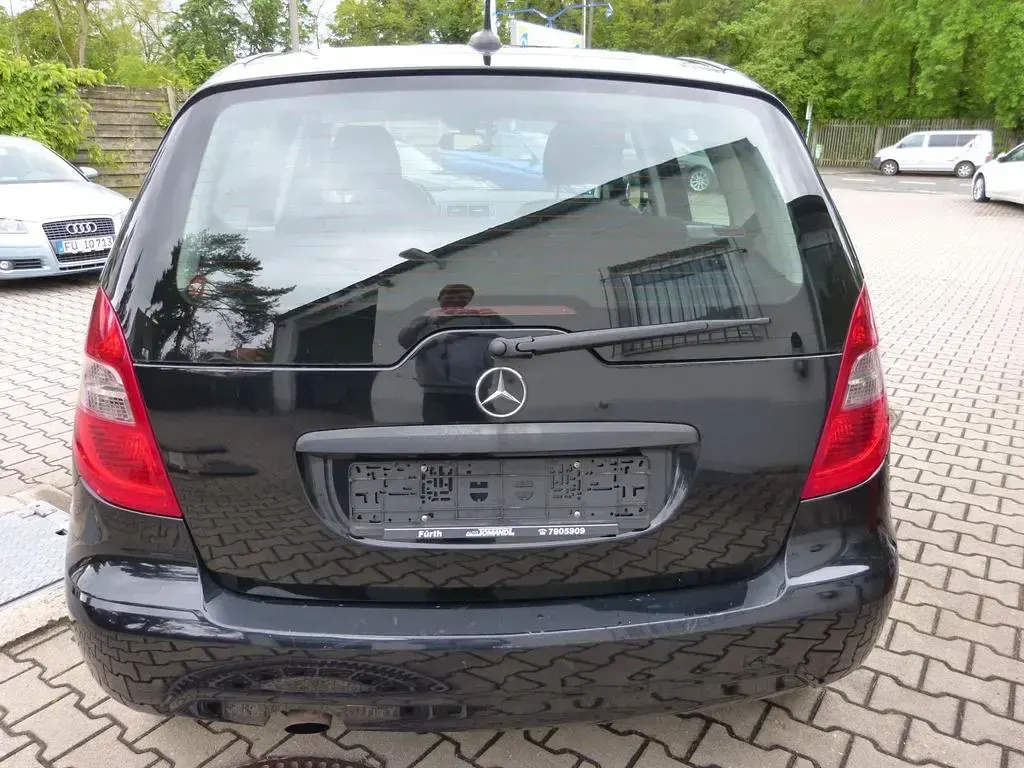 Gebraucht Mercedes A160 95 PS (69 kW) 2012 Schwarz Van / Kleinbus