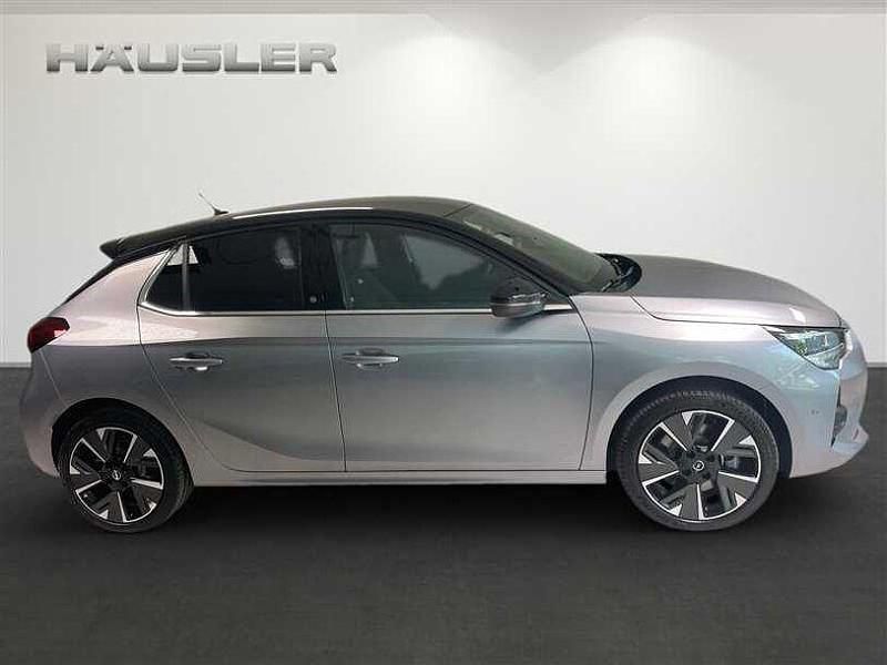 Gebraucht Opel Corsa-e 100 kW (136 PS) 2023 Quarz silber (metallic) Kleinwagen