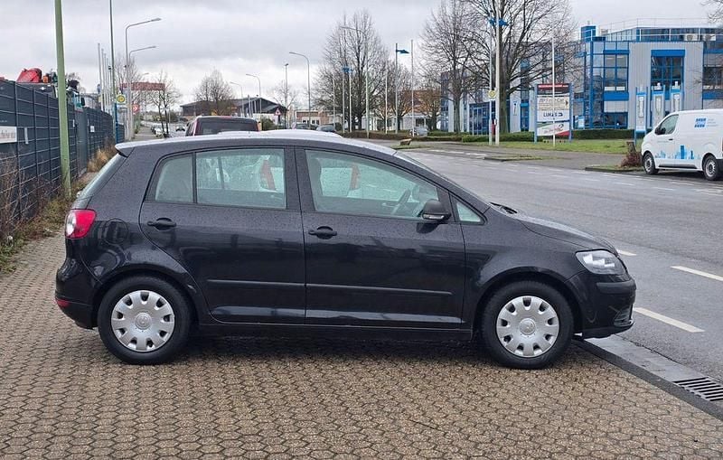 Gebraucht VW Golf Plus Cross Trendline 116 PS (85 kW) 2007 Schwarz Van / Kleinbus