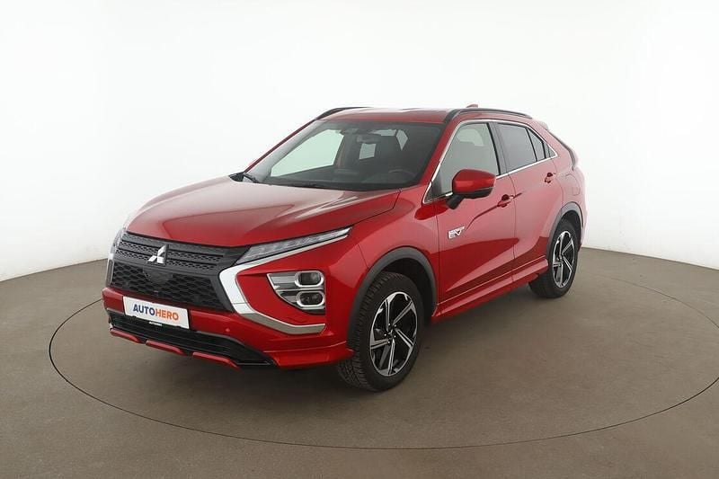 Gebraucht Mitsubishi Eclipse Cross Plus 188 PS (138 kW) 2023 Rot SUV