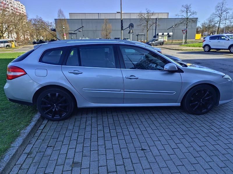 Gebraucht Renault Laguna III 150 PS (110 kW) 2008 Silber Kombi
