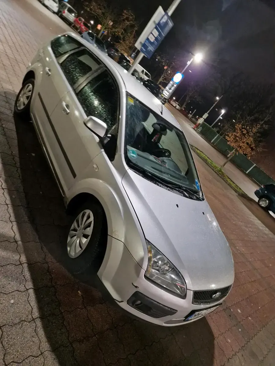 Gebraucht Ford Focus 115 PS (84 kW) 2007 Silber Kombi