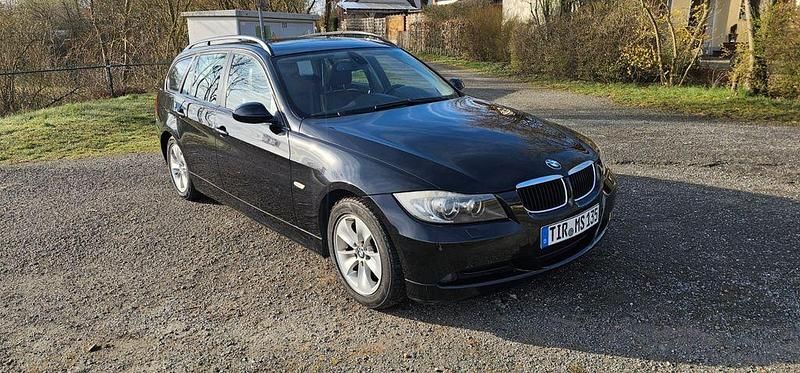 Gebraucht BMW 320 163 PS (119 kW) 2006 Schwarz Limousine
