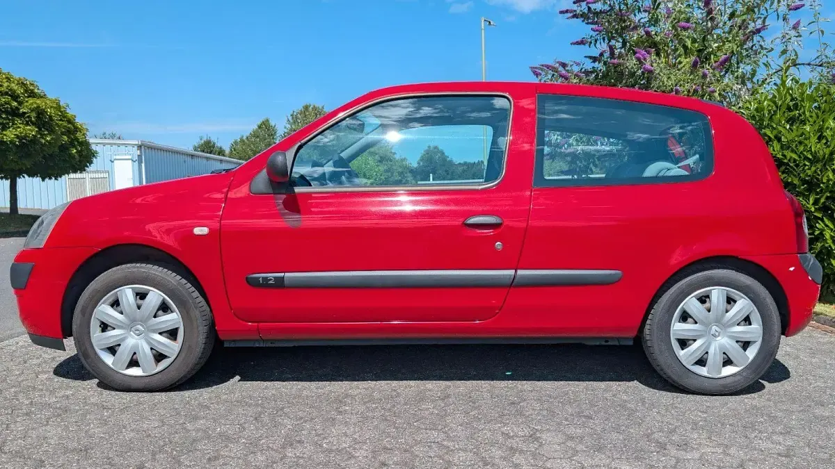 Gebraucht Renault Clio Campus 58 PS (42 kW) 2006 Rot Kleinwagen
