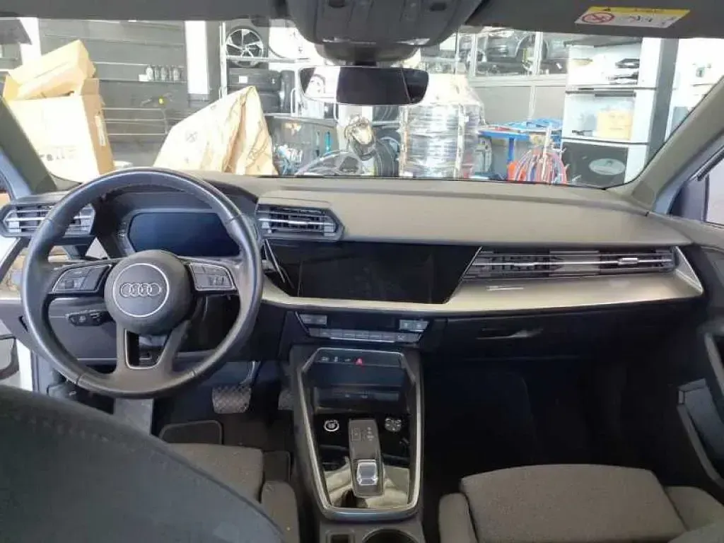Gebraucht Audi A3 204 PS (150 kW) 2022 Ibisweiß Limousine