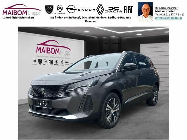Platinium grau metallic Gebraucht 2024 Peugeot 5008 Allure Van / Kleinbus | 33.880 € (Fairer Preis) - Bild 1/2