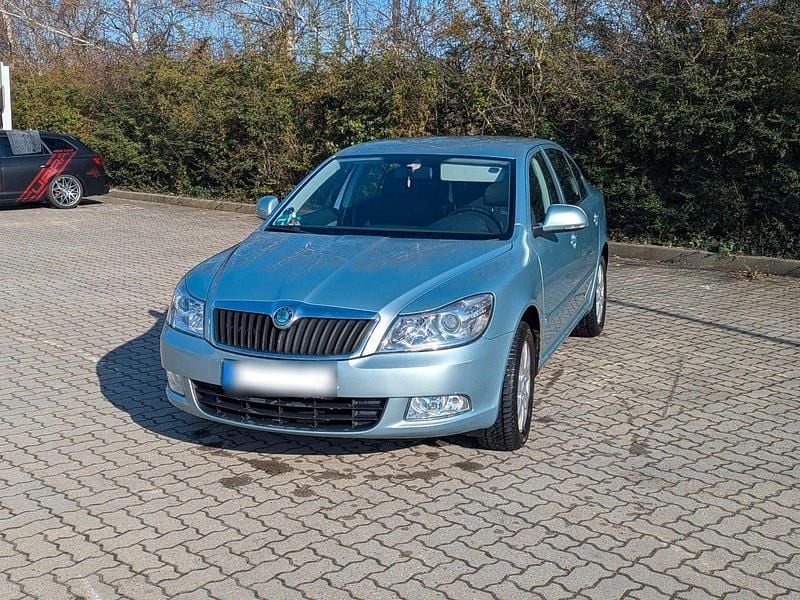 Second-hand Skoda Octavia 102 CP (75 kW) 2010 Verde Berlinǎ