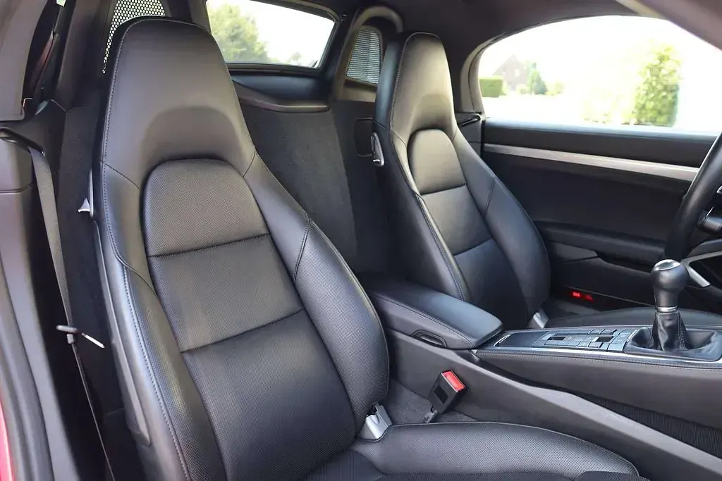 Gebraucht Porsche 718 Boxster 300 PS (220 kW) 2017 Rot Cabrio