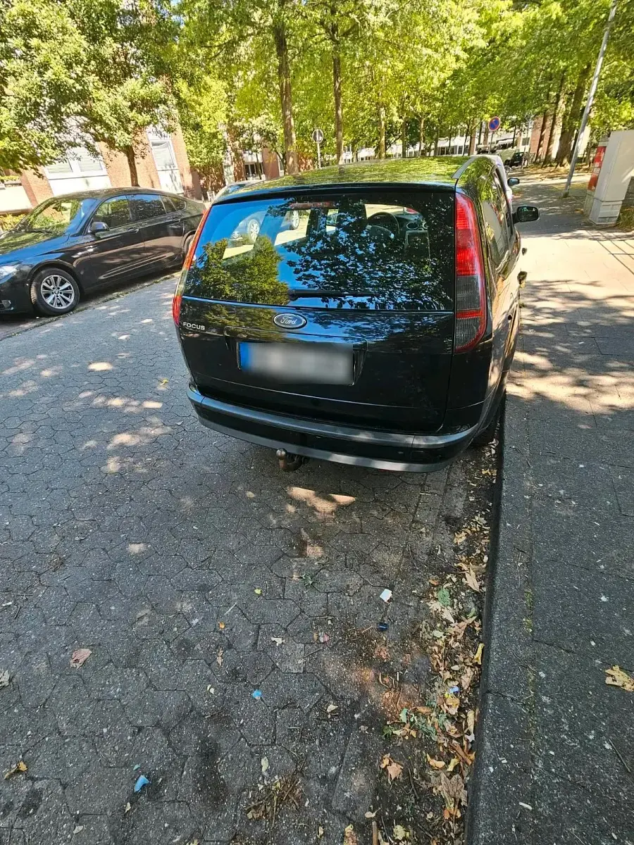 Gebraucht Ford Focus 101 PS (74 kW) 2007 Schwarz Kombi
