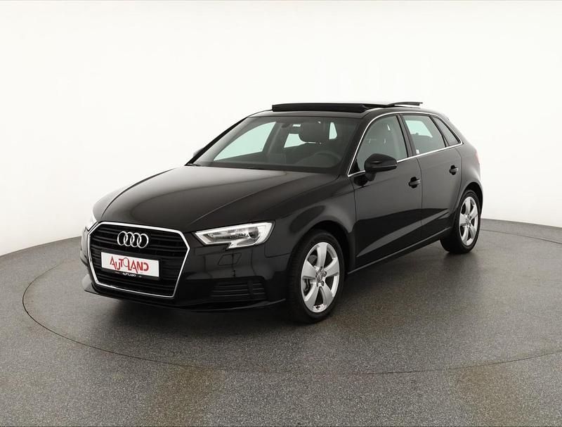 Schwarz Gebraucht 2017 Audi A3 Comfort Limousine | 20.990 € (Fairer Preis) - Bild 1/4