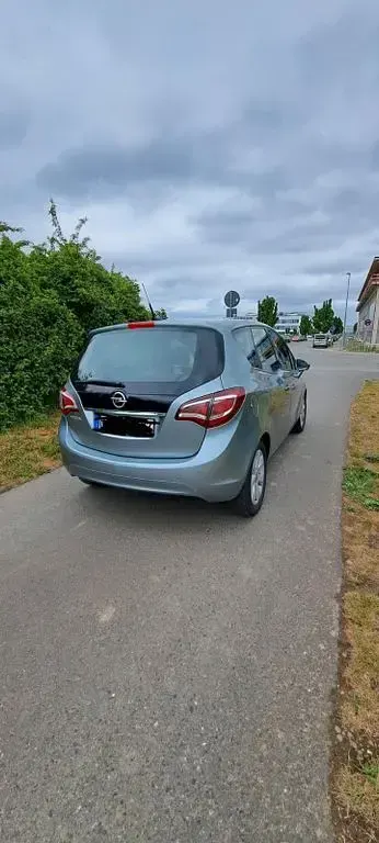 Gebraucht Opel Meriva Innovation 120 PS (88 kW) 2014 Grau Van / Kleinbus