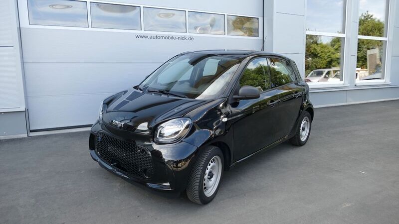 Schwarz Gebraucht 2022 Smart ForFour Electric Drive Limousine | 8.500 € (Guter Preis) - Bild 1/4