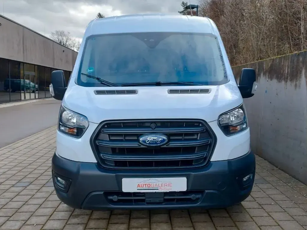 Gebraucht Ford Transit Trend 105 PS (77 kW) 2022 Frostweiß Limousine