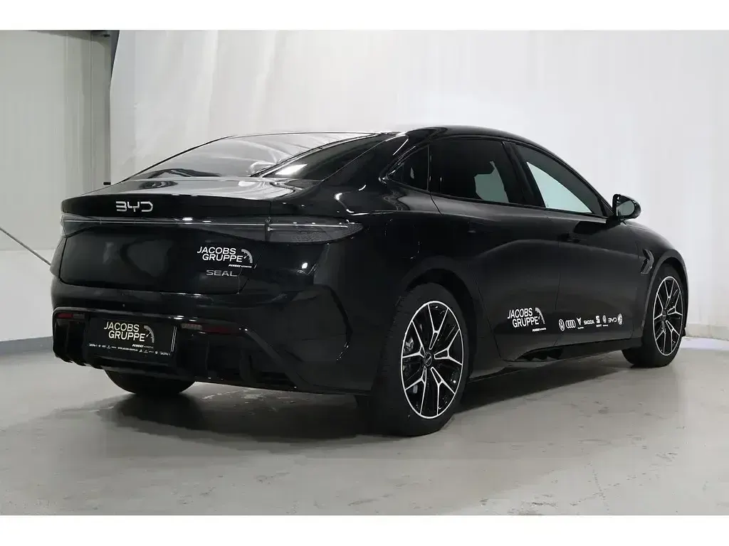 Gebraucht BYD Seal Design 230 kW (313 PS) 2026 Schwarz Limousine